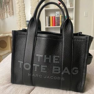 Marc Jacobs the leather mini tote bag